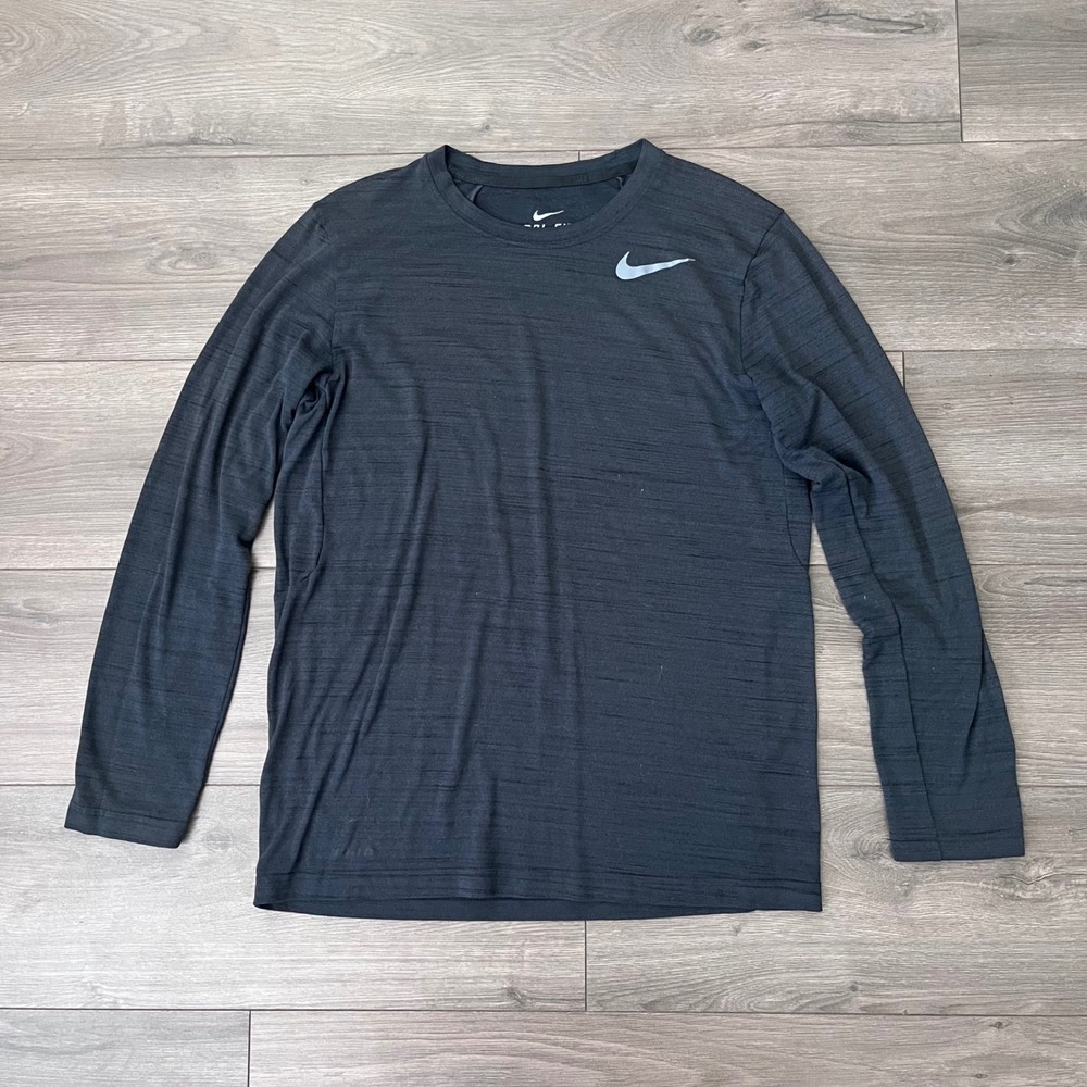Nike Dri-FIT Mens Long Sleeve Training Shirt Charcoal Grey Heather Medium